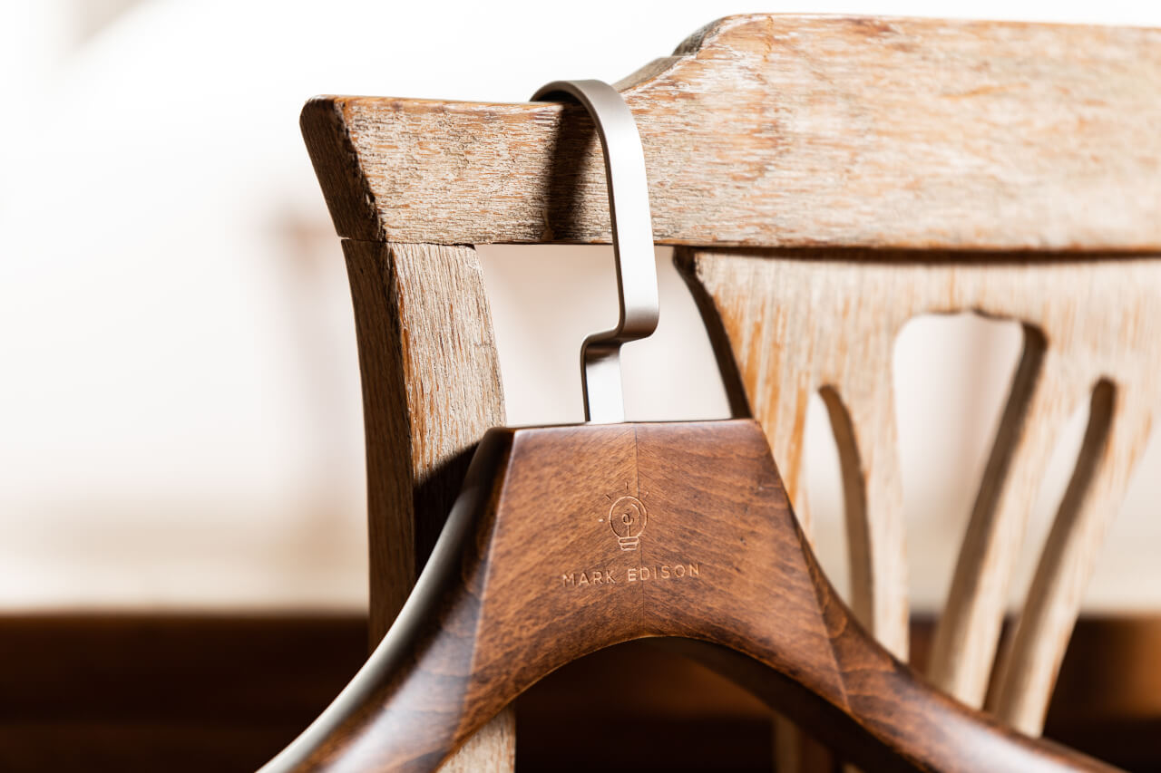 Laserov� zdoben� ram�nek